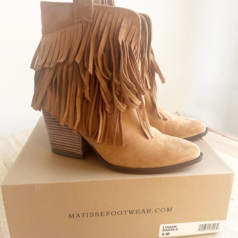 Matisse Logan Tan Suede Fringe Booties